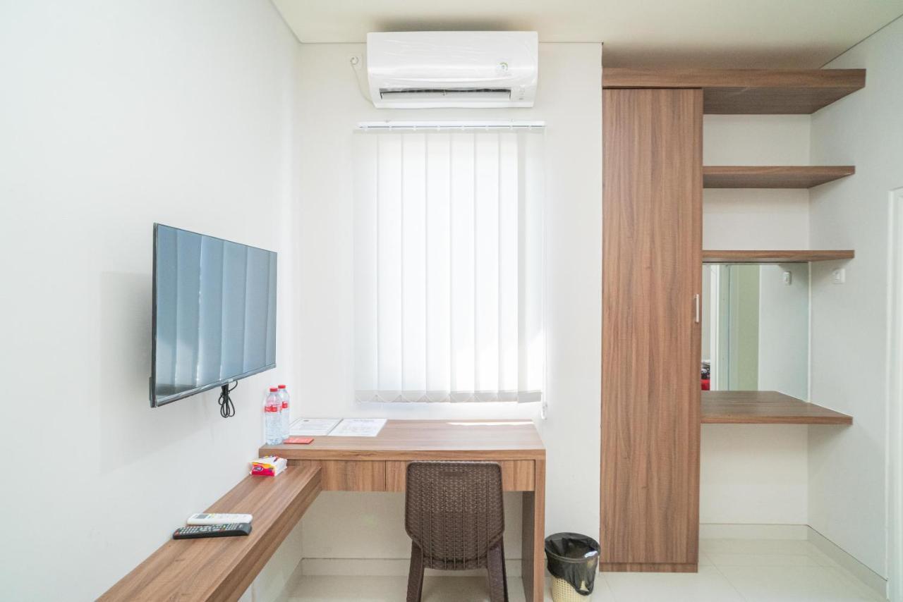 Reddoorz Plus @ Jalan Pemuda Timur ボジョネゴロ エクステリア 写真